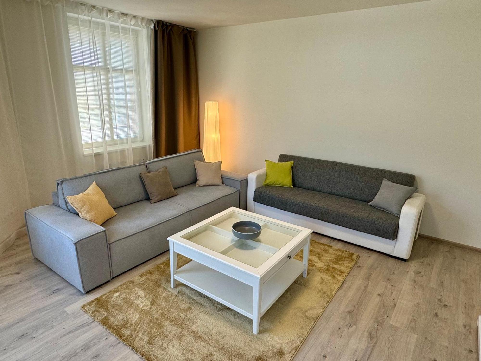 Rivercity Apartments Karlovy Vary Bagian luar foto