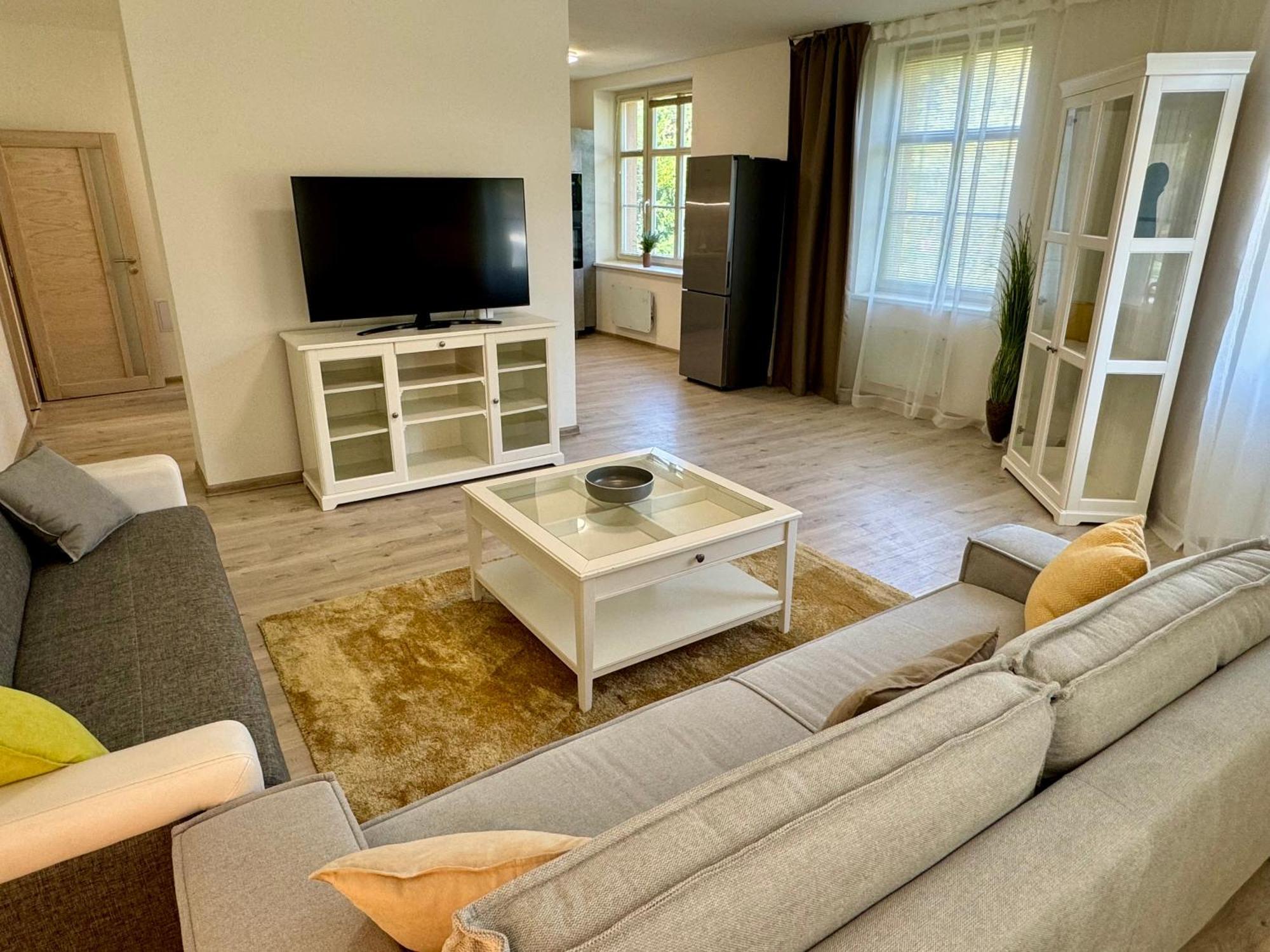 Rivercity Apartments Karlovy Vary Bagian luar foto